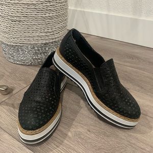 Summit by White Mountain Braxton Leather Shoes